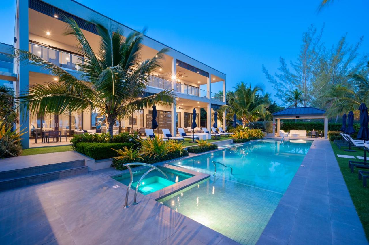 Black Urchin Boutique Resort Bodden Town Exteriér fotografie