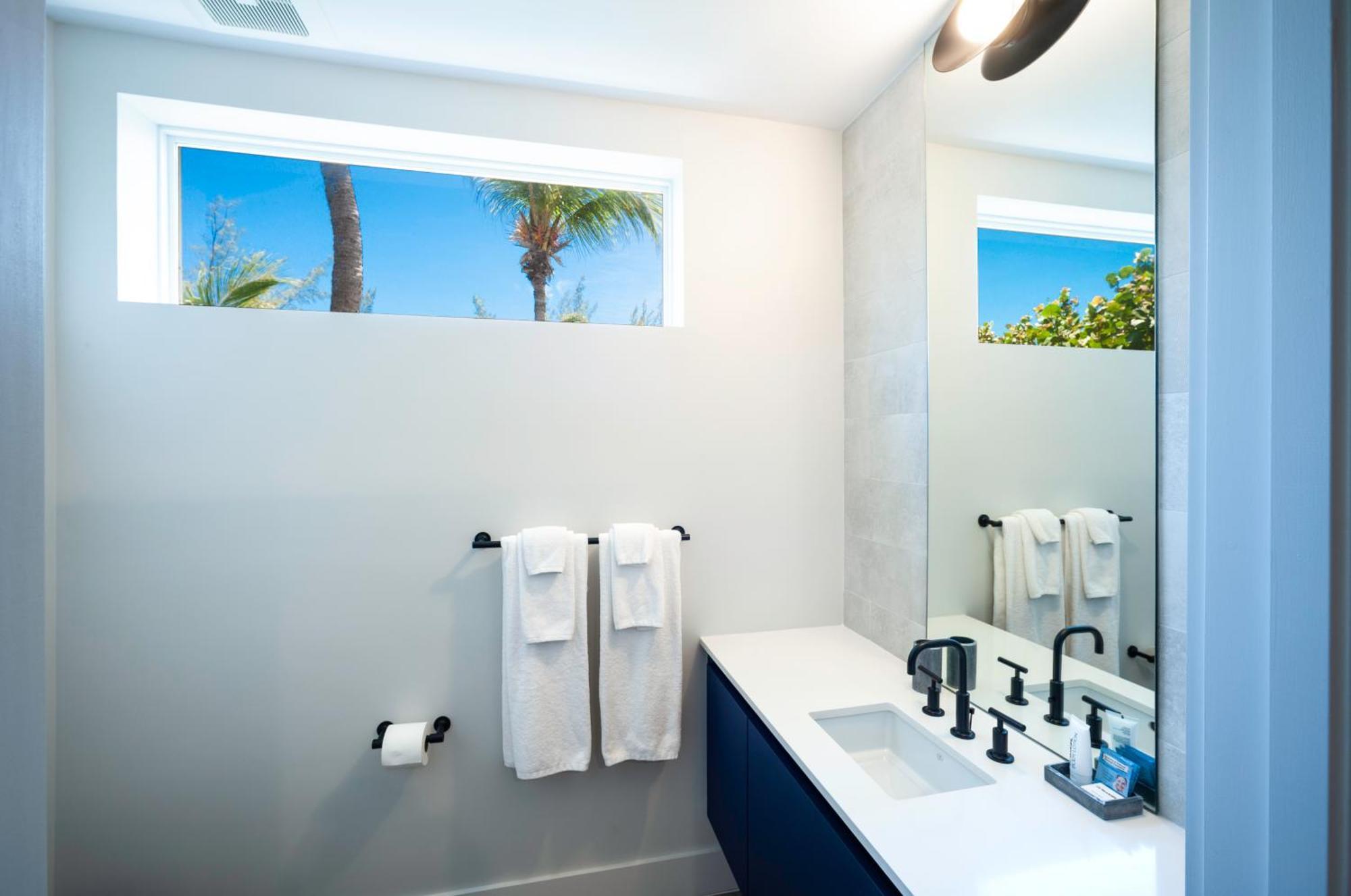 Black Urchin Boutique Resort Bodden Town Pokoj fotografie